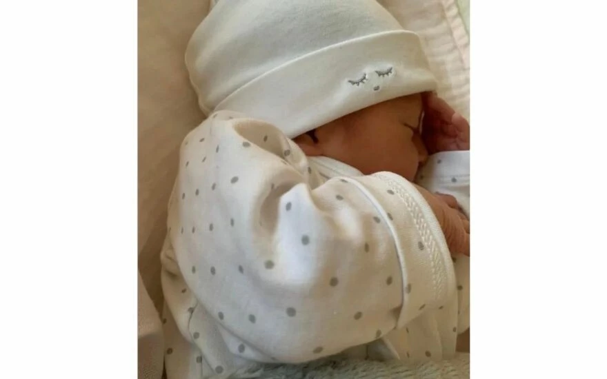 Mesut Özil ve Amine Gülşe’den müjdeli haber: İkinci bebeklerini kucaklarına aldılar!