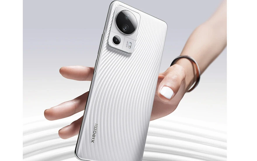 Xiaomi'den tasarım harikası telefon: Civi 2 tanıtıldı! iPhone 14'ten ilham alıyor