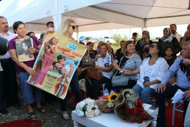 Hayranından Türkan Şoray'a şok: "Sen ölme, bak kendine”