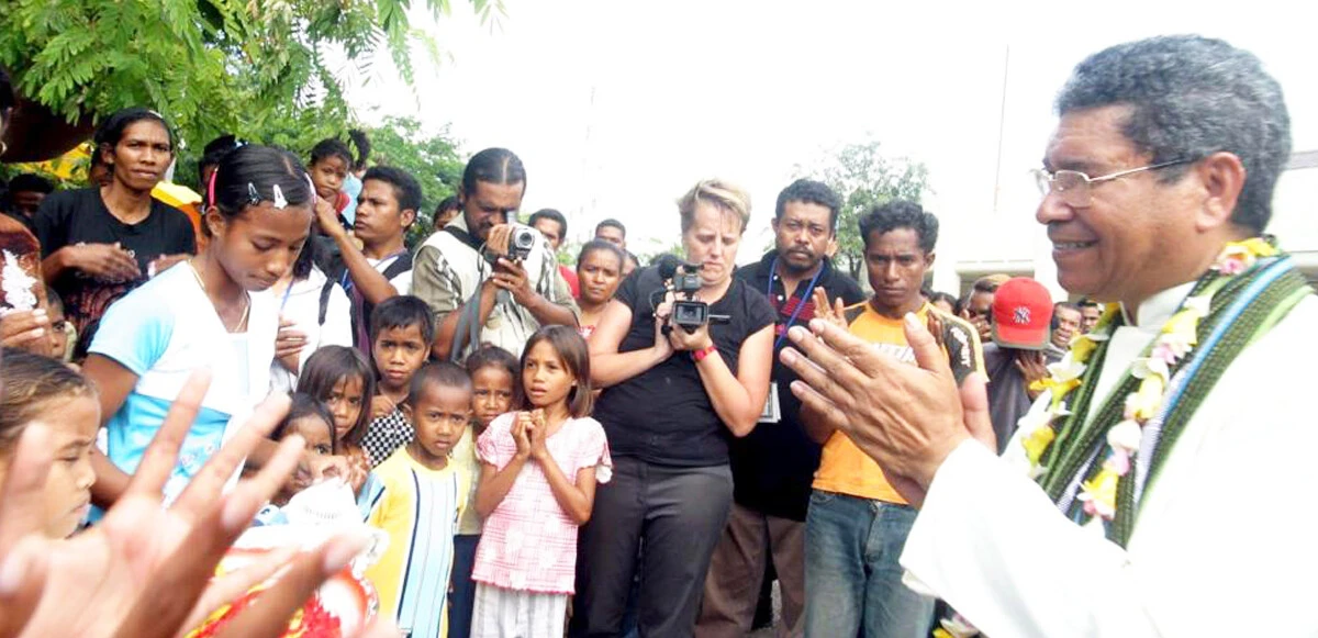 Nobel Ödüllü Piskoposa çocuğa yönelik "cinsel istismar" suçlaması