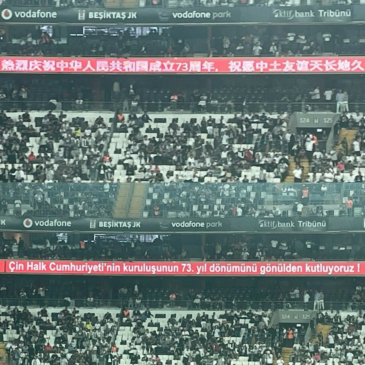 Beşiktaş'ın derbide gösterilen reklamına tepki yağdı