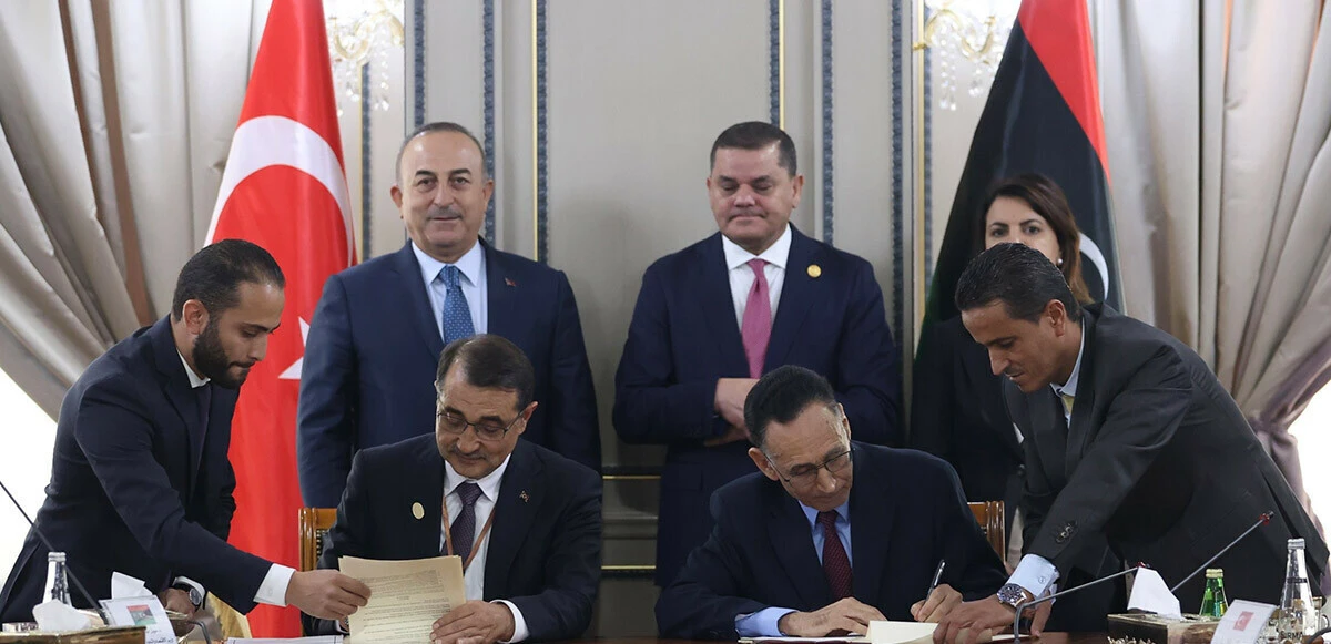 Türk heyeti Libya'da: Bakan Çavuşoğlu: Barışı tesis etmek için her türlü desteğe hazırız