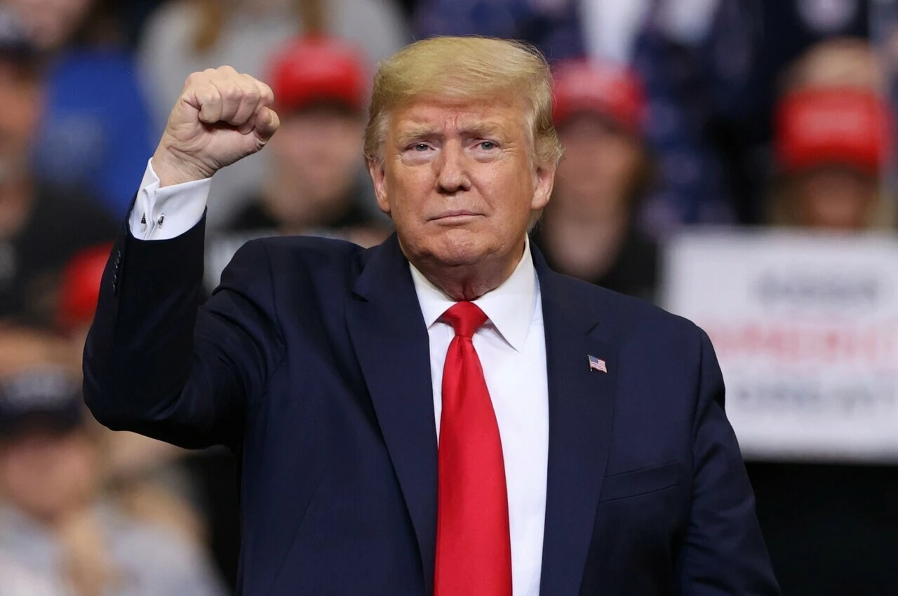 Donald Trump'tan CNN'e yüzlerce milyon dolarlık dava! İddiaları avukatları bir bir açıkladı