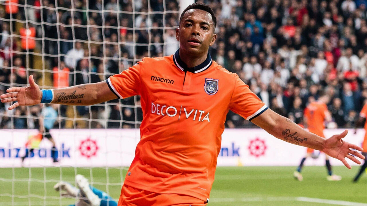 Brezilyalı eski futbolcuya hapis şoku: İadesi istendi!