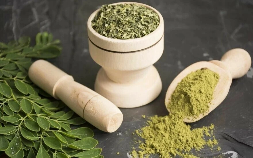Uyurken bile yağ yaktırıyor, incecik yapıyor: Moringa çayı ile 2 haftada tığ gibi olabilirsiniz!