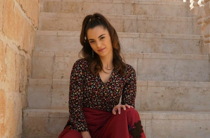 İyilik dizisi Damla kaç yaşında, nereli? Sera Kutlubey instagram hesabı!