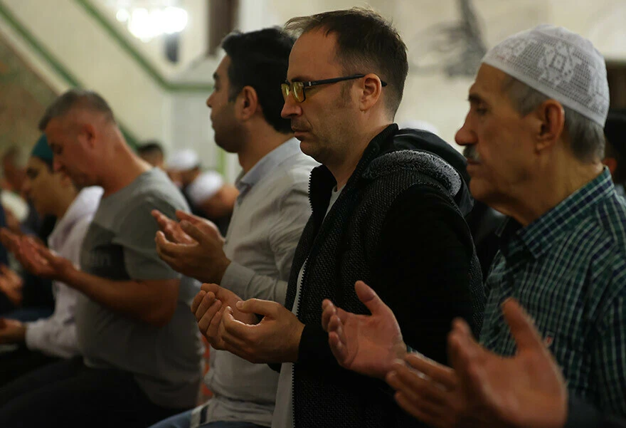 Tüm yurtta Mevlid Kandili idrak edildi