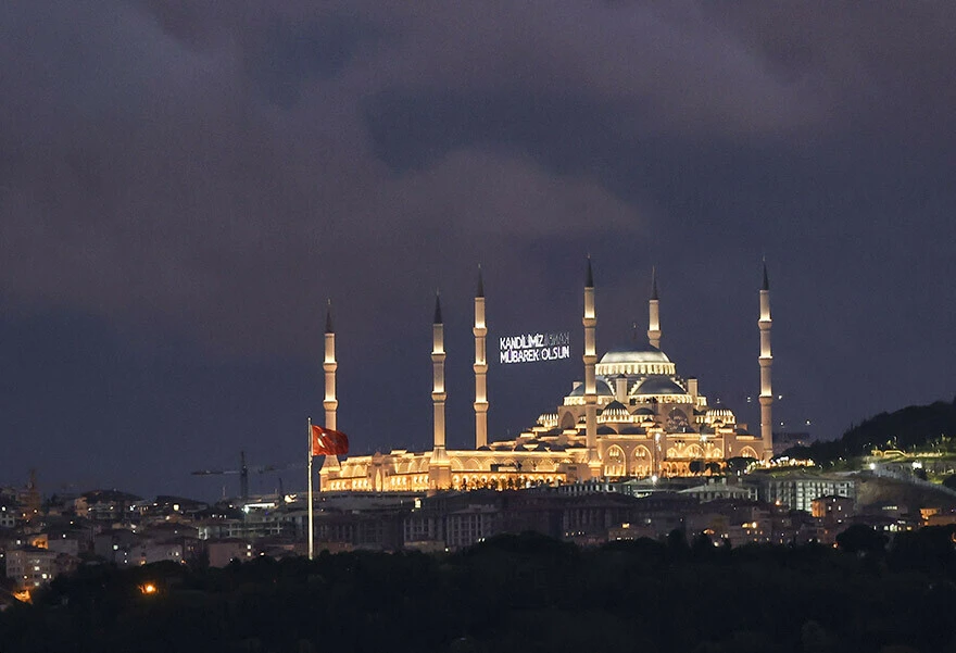 Tüm yurtta Mevlid Kandili idrak edildi