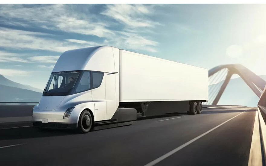 Elon Musk müjdeyi verdi: Elektrikli kamyon Tesla Semi, üretime başladı
