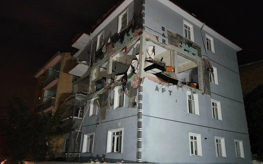 Karabük’te 4 katlı binada <a href=