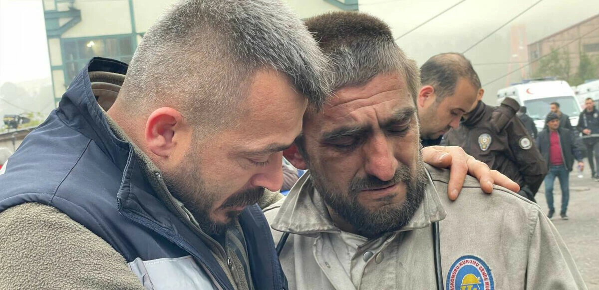 Bartın'daki maden ocağındaki patlamada ailelerin endişeli bekleyişi sürüyor! Babasını bekleyen gencin sözleri yürekleri dağladı