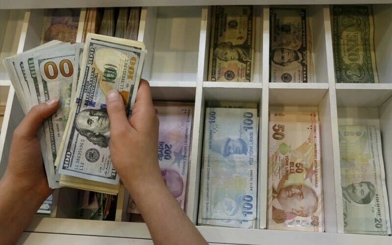 Torba yasa Meclis'ten geçti: KYK faizleri, maske cezaları, icra borçları siliniyor