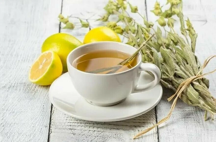 Soğuk havalar yavaş yavaş kendini göstermeye başlarken hangi bitki çayının neye iyi geldiğini biliyor musunuz? İşte her derde deva bitki çayları faydaları ve demleme yöntemleri