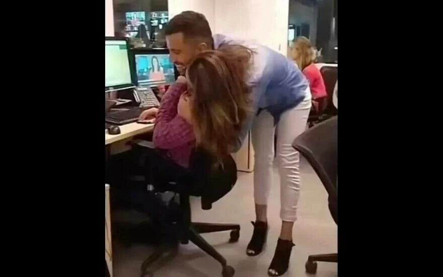 Beyin yakan zekâ görseli: Topuklu giyen adam illüzyonunu 100 kişiden 1’i çözümleyebiliyor!