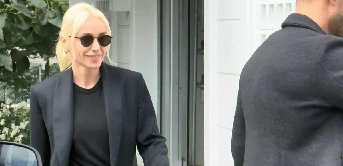 CZN Burak'ın şaşırtan aylık gelir açıklamasının ardından Gülşen aylık gelirini açıkladı