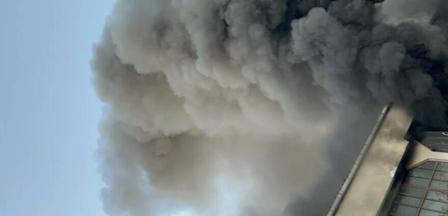 Pendik’te korkutan yangın: Gökyüzünü dumanlar sardı