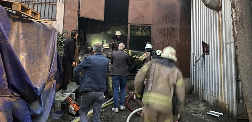 Pendik’te korkutan yangın: Gökyüzünü dumanlar sardı