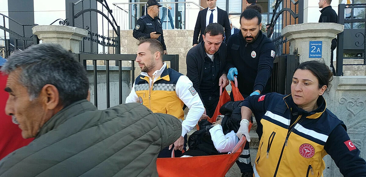 Platonik aşk dehşeti! Aile sağlığı merkezinde hemşire kuzenini vurdu, intihara kalkıştı