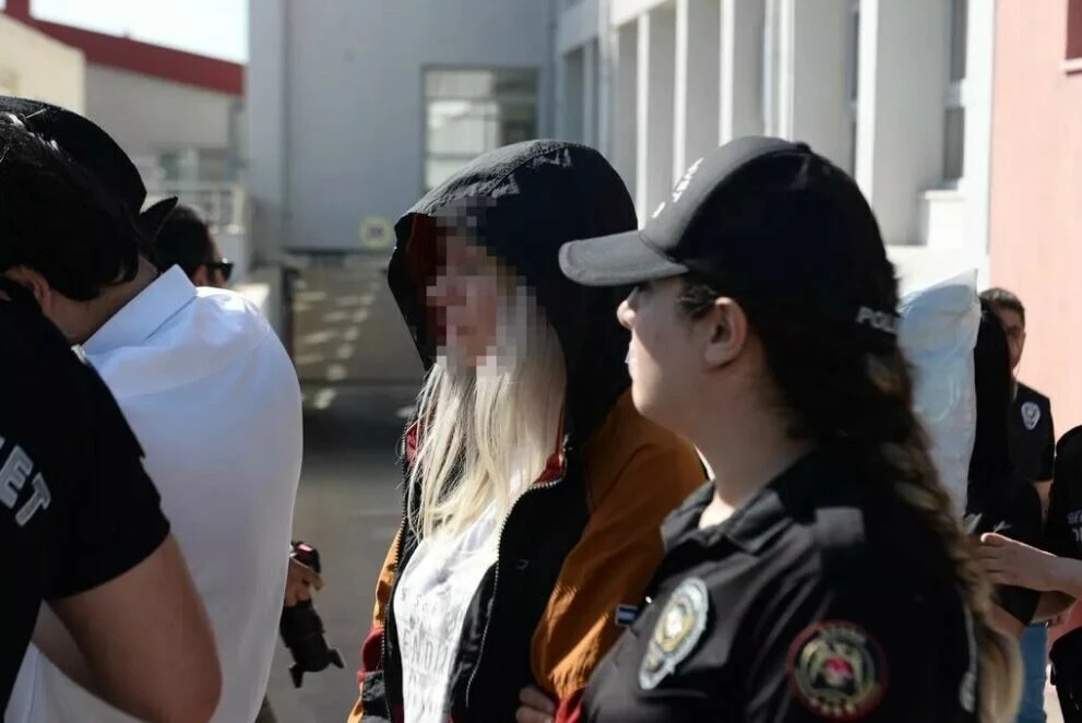 Önde gelen e-ticaret sitesi üzerinden 15 milyon liralık vurgun yaptılar