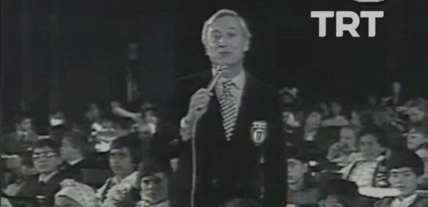 Son dakika! Efsane sunucu Halit Kıvanç, 97 yaşında hayatını kaybetti