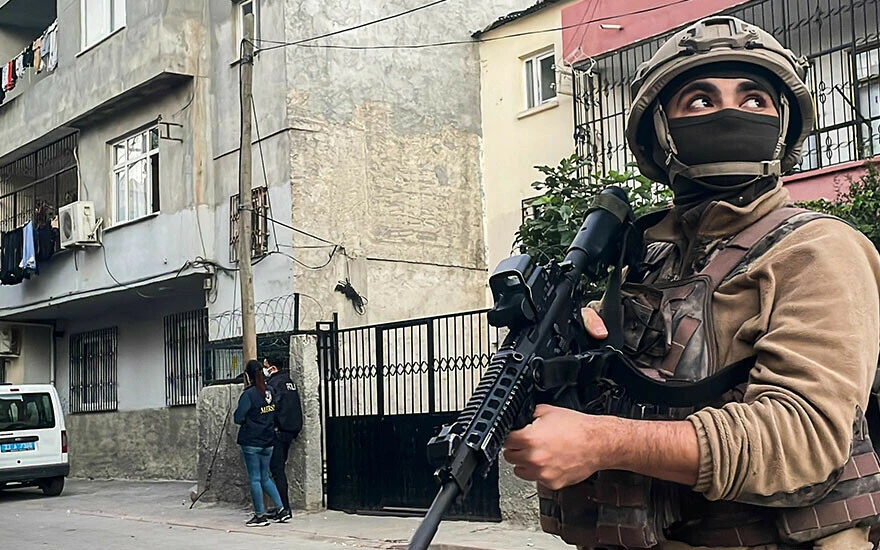 Mersin’de terör örgütü PKK/KCK operasyonu: 15 gözaltı kararı