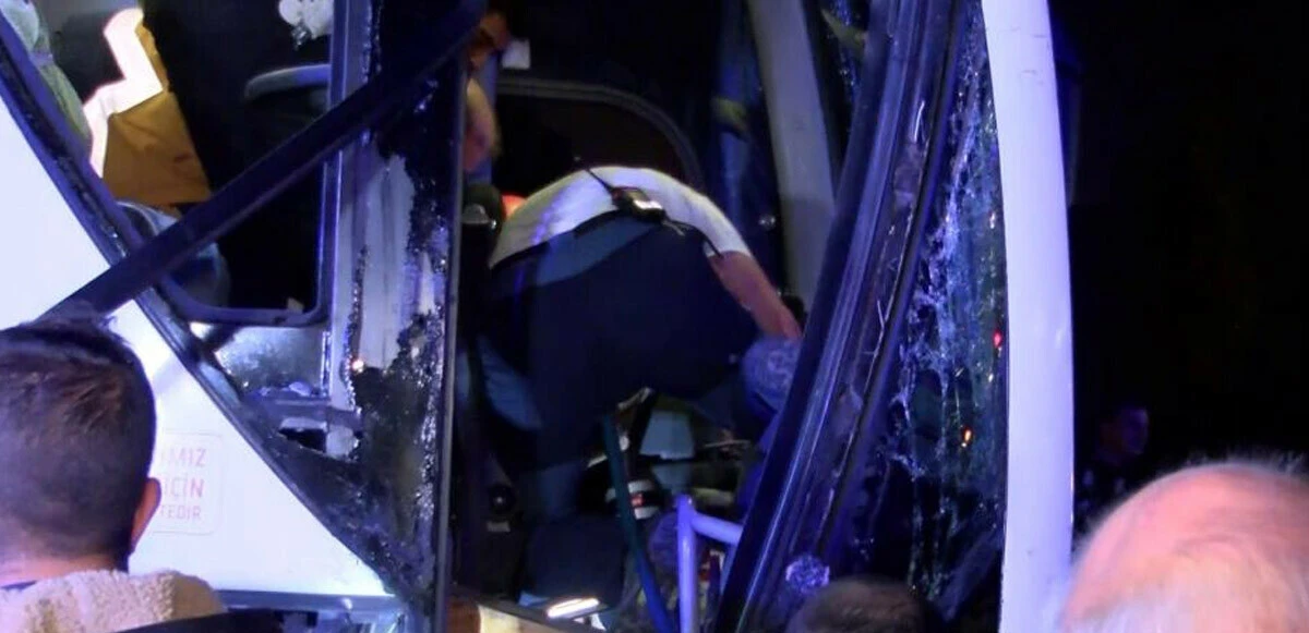 Son dakika| Sancaktepe'de feci zincirleme kaza!