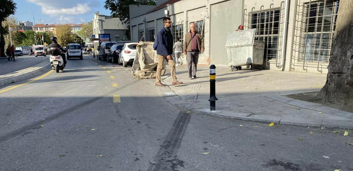 Kadıköy'de İETT otobüsü dehşet saçtı: Araçlara ve müze duvarına çarptı