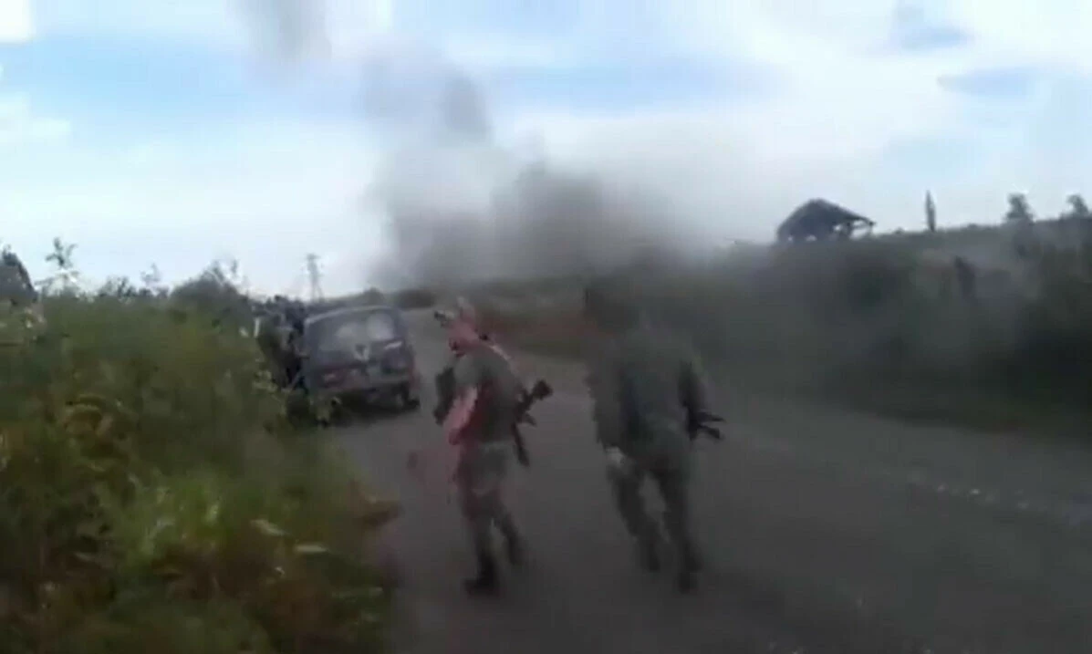 Rusya'nın ilhak ettiği bölgeden Rus askerleri kaçıyor! Herson'da panik halde böyle görüntülendiler