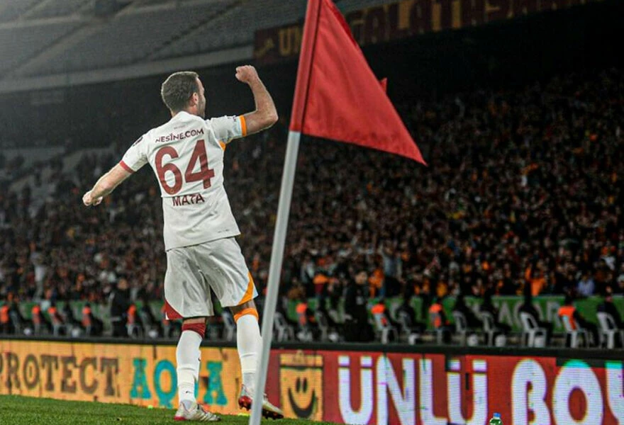Juan Mata'dan Galatasaray taraftarına büyük övgü: Stadımızdaki atmosferi gördükten sonra...