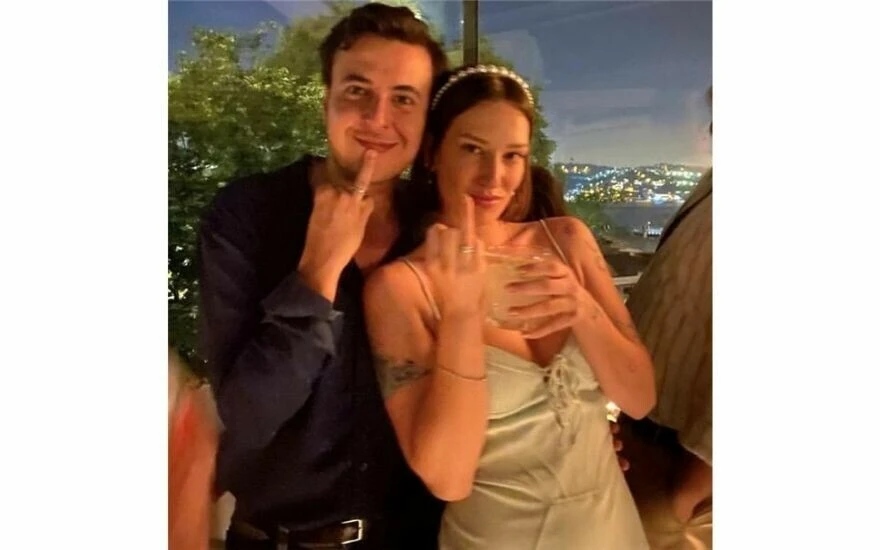 Sessiz sedasız evlenen Güldür Güldür’ün Bahadır’ı paylaştı: “Olayı bunlarla kapatıyorum”