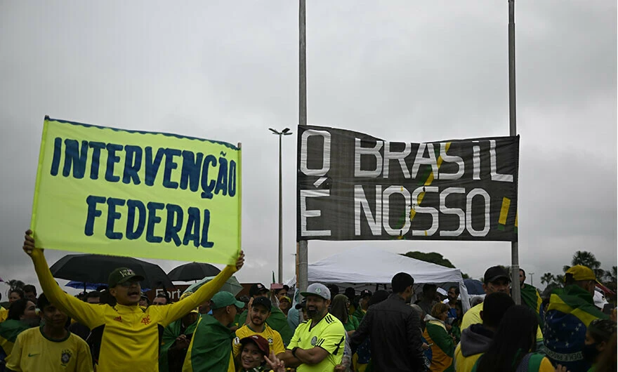 Brezilya’da seçim bitti ama tansiyon düşmedi: Bolsonaro destekçileri orduya müdahale çağrısı yaptı