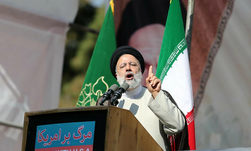 İran ile ABD arasındaki tansiyon yükseliyor! Biden'ın "İran'ı özgürleştireceğiz" sözlerine İran Cumhurbaşkanı Reisi cevap verdi