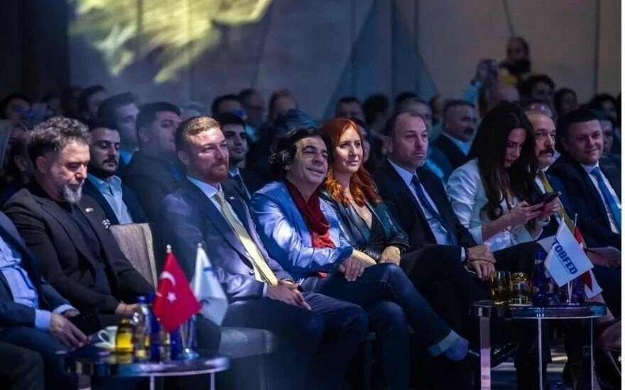 Araç kullanmayı bırakan Okan Bayülgen’den TOGG açıklaması: “Araç kullanmaktan tekrar zevk alacağım”