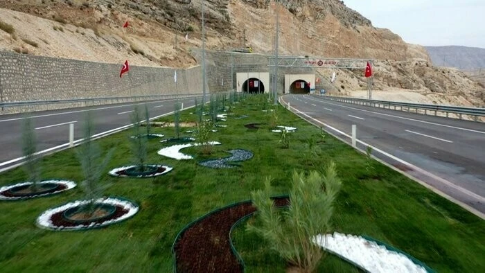 Hasankeyf-Gercüş Tüneli açıldı: 910 milyonluk dev yatırımla iki ilçe birbirine bağlandı