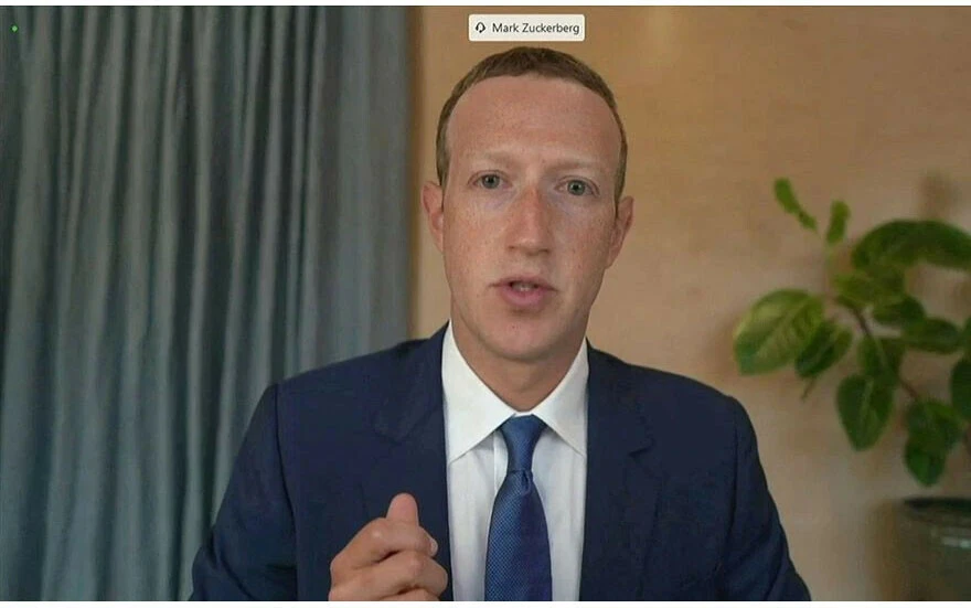 Meta'da yaprak dökümü: Toplu işten çıkarmalar başlıyor