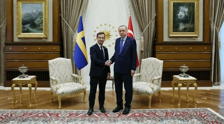 Terör yanlısı İsveçli eski vekilin uykuları kaçtı: Cumhurbaşkanı Erdoğan'ın karşısında diz çöktük