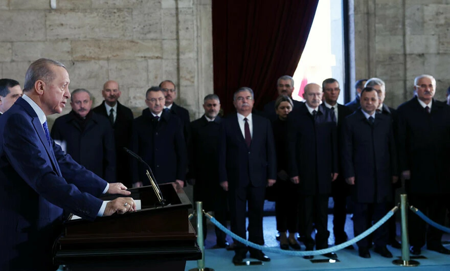 Atatürk’ün aramızdan ayrılışının 84.yılı… Devlet erkanı Anıtkabir’de! 