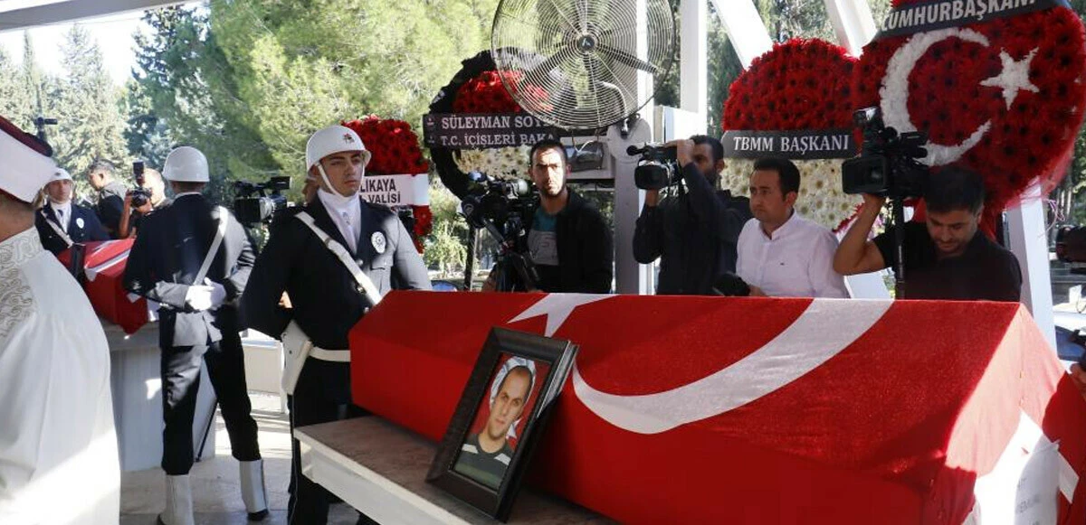 Ecrin ve Yusuf Meydan'a veda! Taksim'deki patlamadan yaralı kurtulan anneden yürek yakan haykırış: Gösterin bana, bebeğimi istiyorum