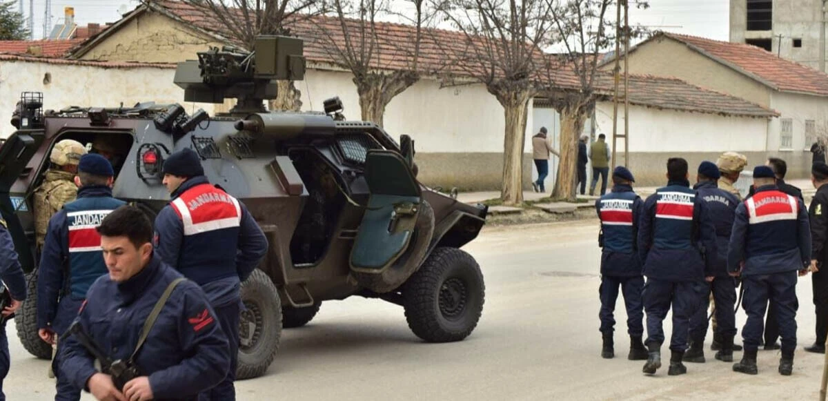 2 kişiyi rehin alan adamın savunması şaşırttı: Seni 2 dakika alayım, söz veriyorum bırakacağım