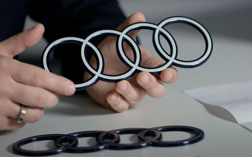 Otomobil devi Audi'nin logosu değişti: İşte yeni tasarımı