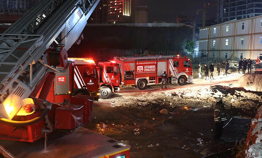 İşçilerin kaldığı konteynerde yangın çıktı: 1 kişi öldü, 3 kişi yaralandı