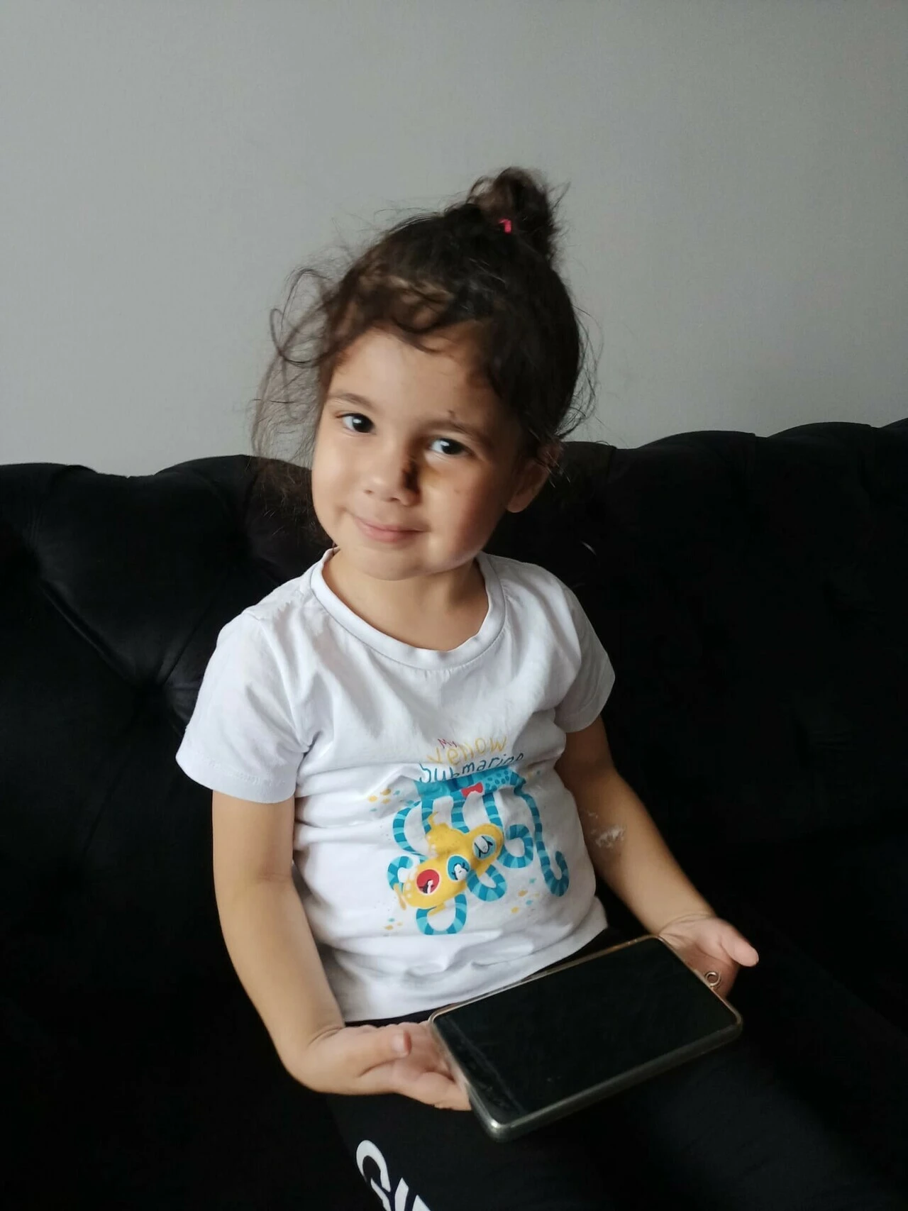 "Kızım tek bir seste bile ağlıyor" İstiklal patlamasında yaralanan minik Almeda Sinan'ın annesi konuştu