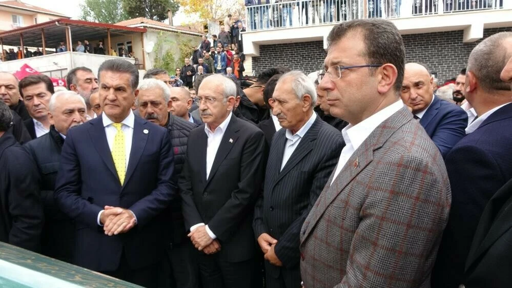 Kemal Kılıçdaroğlu'nun kardeşi Celal Kılıçdaroğlu son yolculuğuna uğurlandı