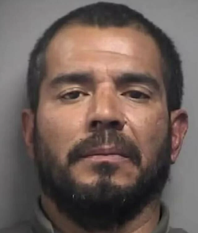 Apartmanın 4 numaralı kabus dairesi! Genç kızın yaşadıkları tüyler ürpertti