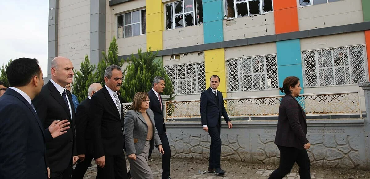 Son dakika! Bakan Soylu ateş püskürdü: Teröristler yaptıklarının bedelini ağır ödeyecekler