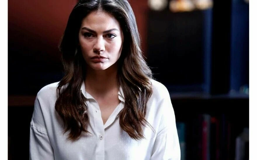 Aslı Enver’in rol alacağı projeye hamileliği engel oldu: Yerini alan isim hemen belirlendi!