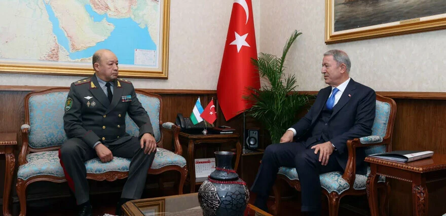 Bakan Akar’dan net mesaj: Terörle mücadelemiz aralıksız sürecek!