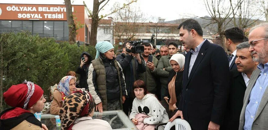 Bakan Kurum, Düzce’de incelemelerde bulundu: 321 binamızda hasar tespiti yaptık, 5 bina ağır hasarlı