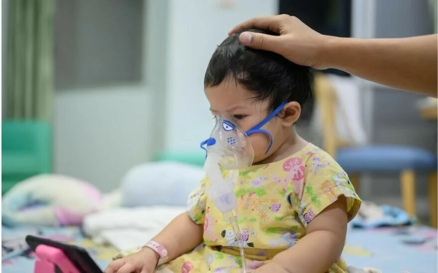 Uzmanlar alarmda: RSV en çok çocukları etkisi altına alıyor! Peki RSV Nedir? RSV belirtileri nelerdir? Tehlike saçan RSV’nin tedavisi var mı?