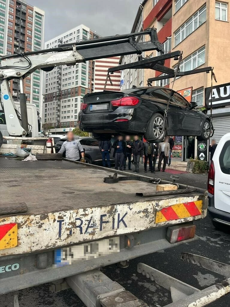 Önce eve girip anahtarı, sonra da aracı çaldı